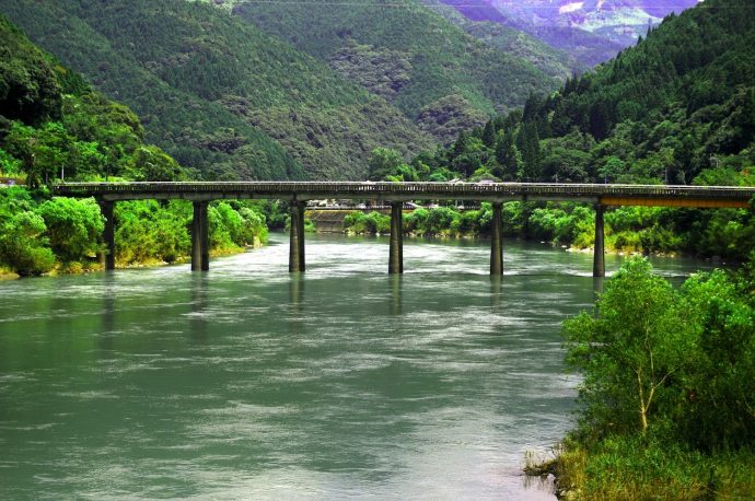 【“木”になるニュース】球磨川荒瀬ダム、国内初のダム撤去完了！　川の再生が、森や自然の再生へと